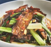 Screw Pepper Stir-Fried with Preserved Pork
