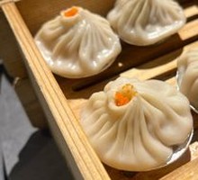 Crab Roe Steamed Buns