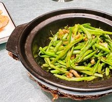 Braised Tofu Noodles in Clay Pot