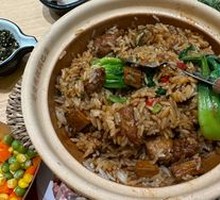 Black Pepper Beef Claypot Rice