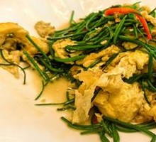 Sandy Onion Egg Stir-Fry