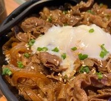 肉问屋招牌牛丼