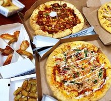 American-style Bacon & Potato Pizza