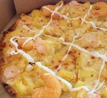 Sweet Pineapple Shrimp Pizza