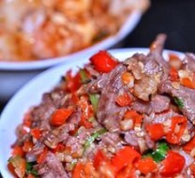 Stir-Fried Beef with Yellow Onion