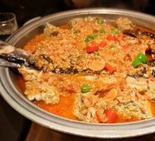 Garlic-Flavored Grilled Fish