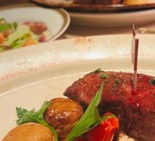 Premium Beef Short Ribs Grilled on Fruit Wood