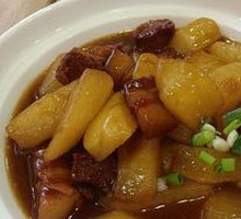 Braised Pork with Radish