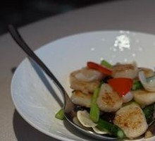 Lucky and Auspicious Stir-Fried Scallop