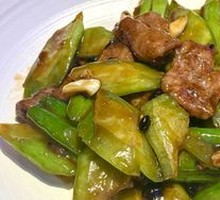 Stir-fried Beef with Bitter Melon and Fermented Black Beans