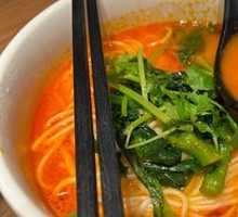 Tomato Herb Soup with Pork Knuckle Noodles