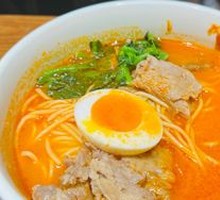 Herb Tomato Beef Noodles