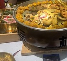 Gwonjin City Specialty Hot Pot Noodles