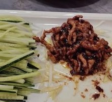 Beijing-style Shredded Pork in Soy Sauce