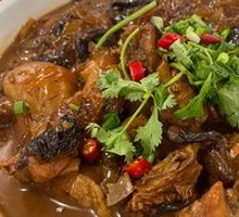 Chicken with Mushrooms and Vermicelli Stew