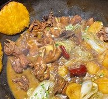 Free-range Rooster Pot