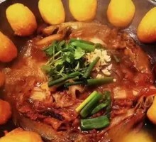 Stewed Beef Tendons and Brain in Iron Pot