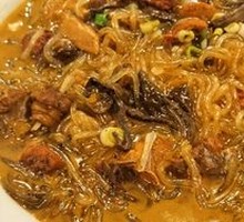 Chicken with Mushrooms and Noodles Stew