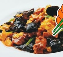 Sour Stir-Fried Egg with Wood Ear Mushrooms