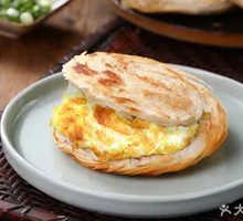Scallion pancake with fried egg