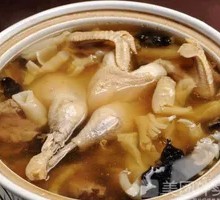 Chicken Soup with Earthy Flavor