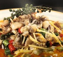 Young Ginger Stir-fried Bullfrog
