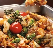 Spicy Perilla Beef Frog Legs