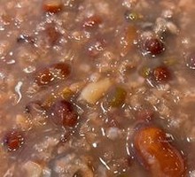 Eight Treasure Lotus Seed Porridge