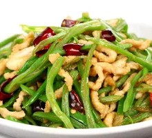 Braised Lentils with Shredded Pork Noodles