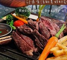 Tomahawk Steak