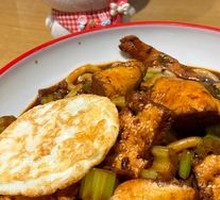 Stir-fried Chicken and Nang Fen Platter