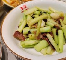 Preserved pork with Hongshan mustard greens