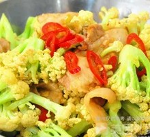 Spicy Stir-Fried Organic Cauliflower
