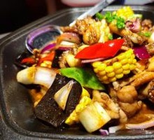 Black Pepper Oyster Sauce Grilled Frog in Pan