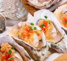 Grilled Garlic & Vermicelli Oysters