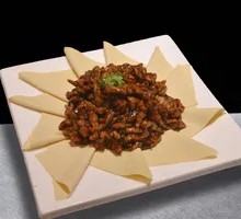 Beijing-style Shredded Pork in Soy Sauce