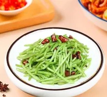 Dried Meat Stir-fried with Water Dropwort