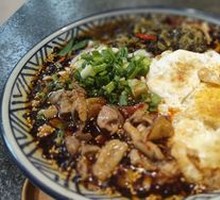 Sour Cabbage Chicken Offal Noodles