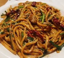 Dry-fried Beef Noodles