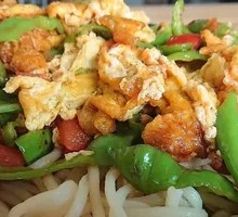 Spicy Pepper and Egg Noodles