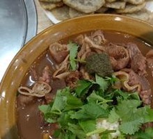 Premium Braised Pork with Fried Buns