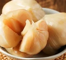 Sweet Pickled Garlic