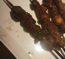 Charcoal-grilled Lamb Skewers