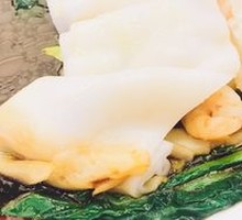Fresh Shrimp Rice Noodle Rolls