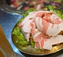 Sour Cabbage with Pork Belly