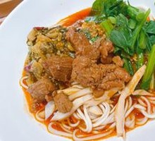 Sour Cabbage Braised Lanzhou Beef Noodles
