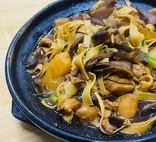 Stewed Chicken with Brown Sauce