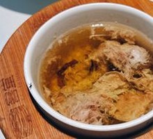 Mountain Spring Water Pig Soup with Five-Finger Mulberry