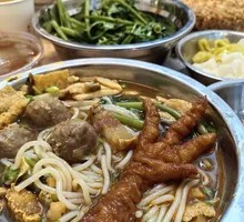 Braised Chicken Feet with Tiger Skin