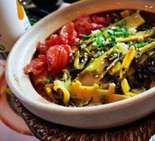 Double Special: Sausage & Bamboo Shoot Claypot Rice